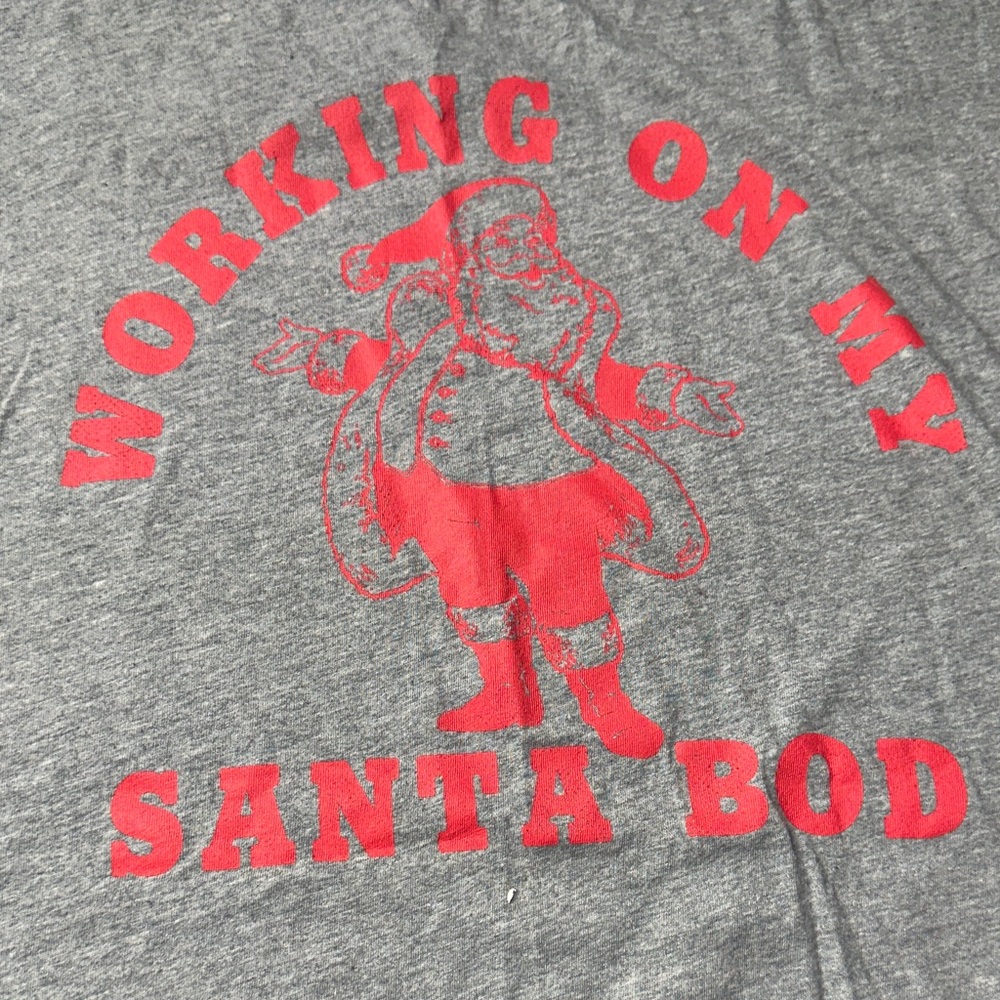 Gray Santa Graphic Tee